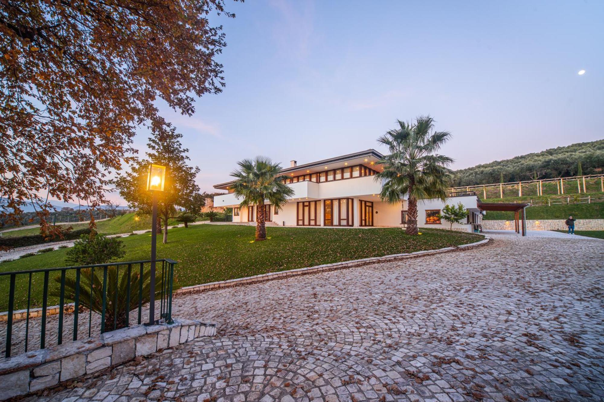 Aria - Villa Di Campagna Montecorvino Rovella ภายนอก รูปภาพ